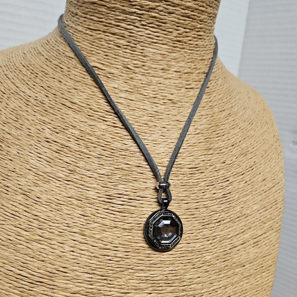 Vintage Lia Sophia Octagon Gray & Black Crystals On Hematite Pendant Necklace